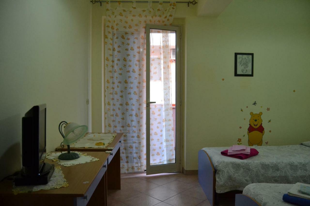Relax House Villa Giardini Naxos Eksteriør billede